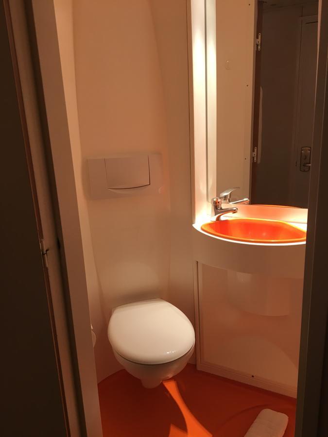 Easyhotel South Kensington Лондон Экстерьер фото